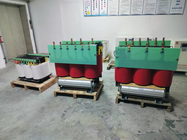钦南KS11-1000KVA矿用变压器